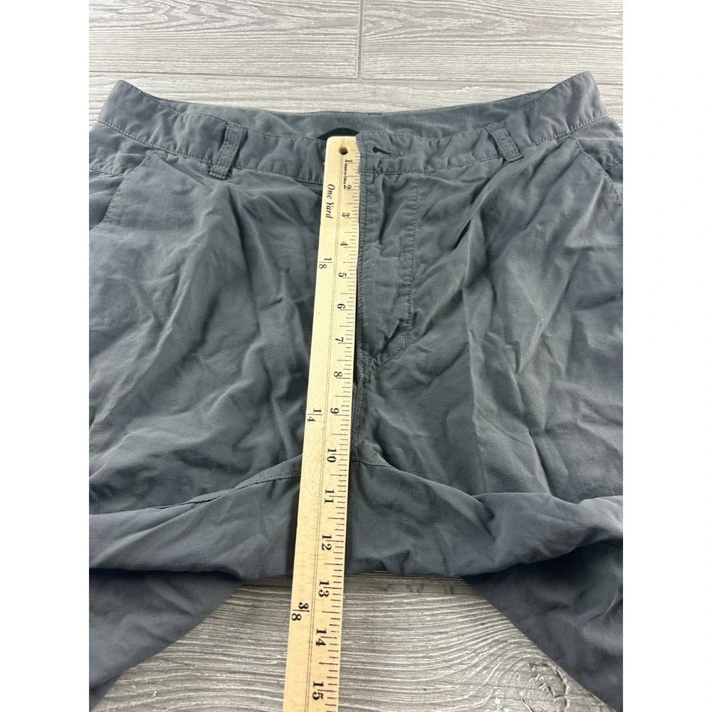 The North Face Mens Size 34 Cargo Shorts 6 Pocket Gray Hiking Outdoor 12” Inseam